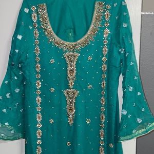 Kameez Shalwar